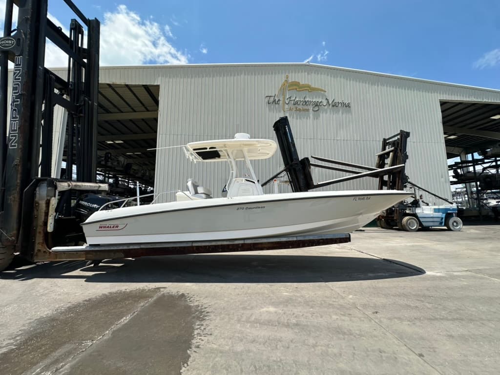 2015 Boston Whaler 270 Dauntless zum Verkauf in Clearwater, Florida Bay Boats