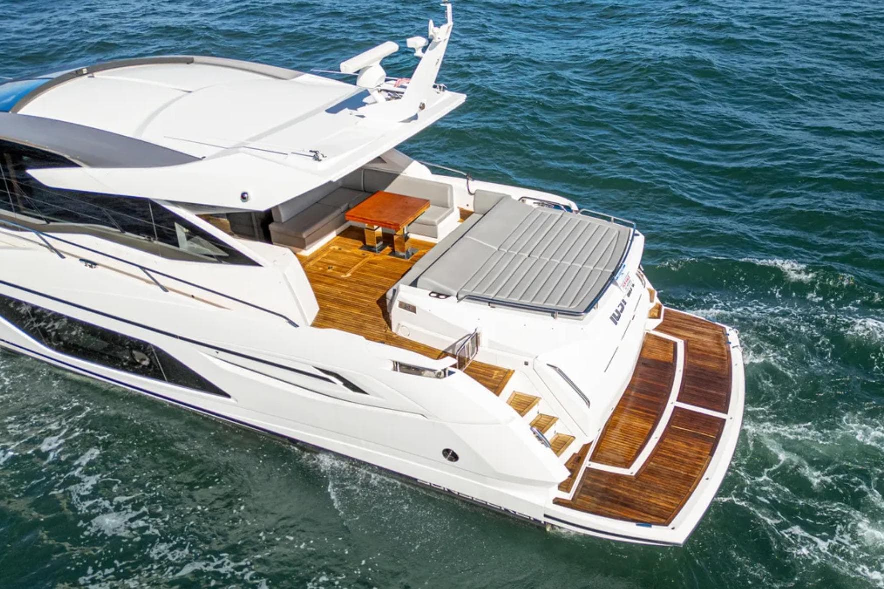 2020 Sunseeker Predator 74 a la venta en Newport, RI Sport Cruiser 4