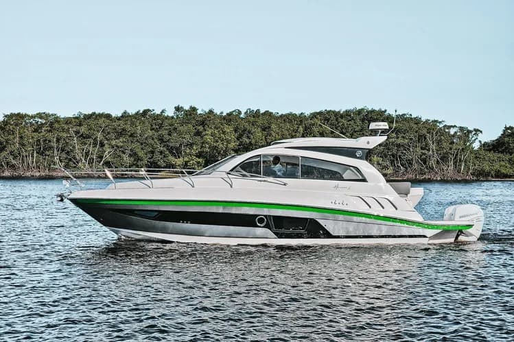 2027 Hanover Yachts 375 a la venta en Fort Lauderdale, Florida Motor Yacht 2