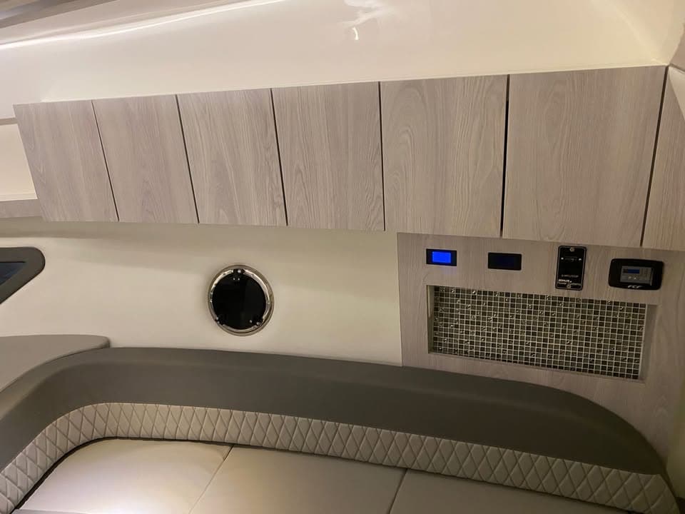 2027 Hanover Yachts 375 a la venta en Fort Lauderdale, Florida Motor Yacht 4