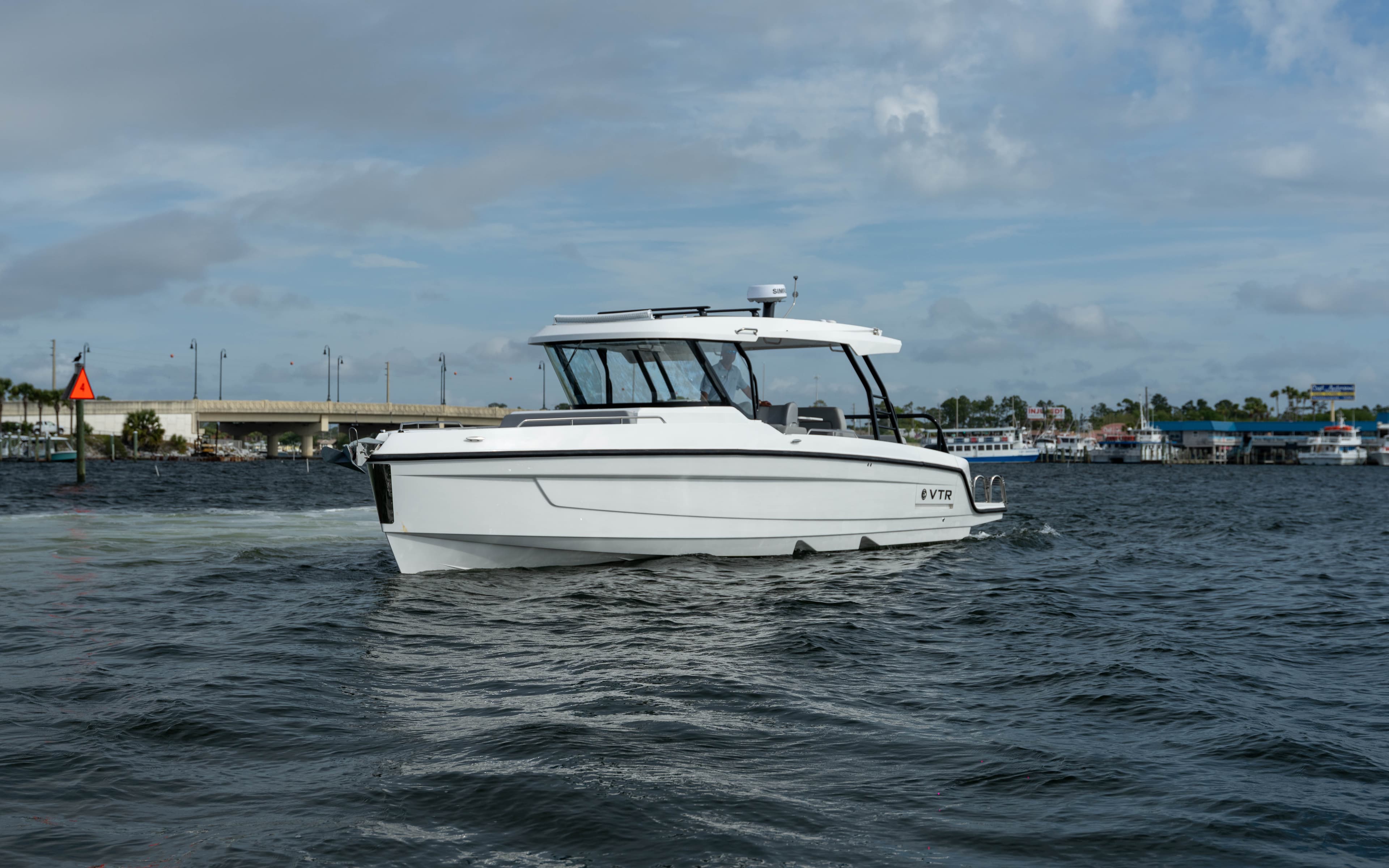 2026 Cruisers Yachts 38 VTR zum Verkauf in Panama City, FL Sport Cruiser 2