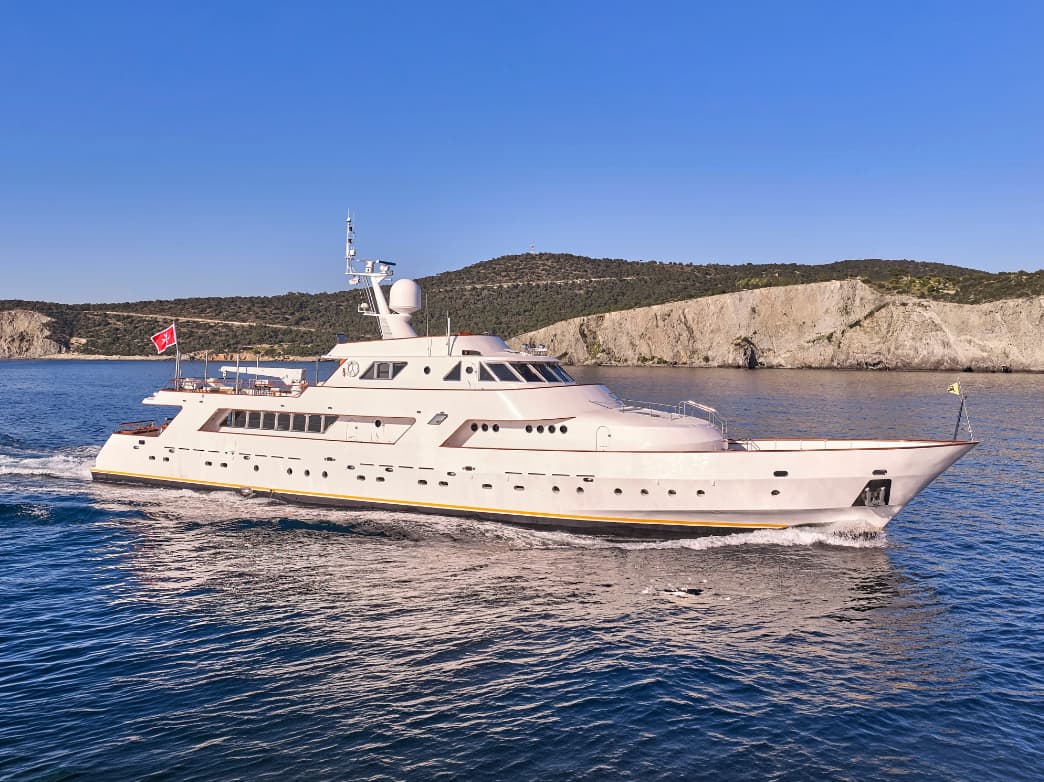 1975 CRN 40 for Sale in Piraeus, GR Motor Yacht