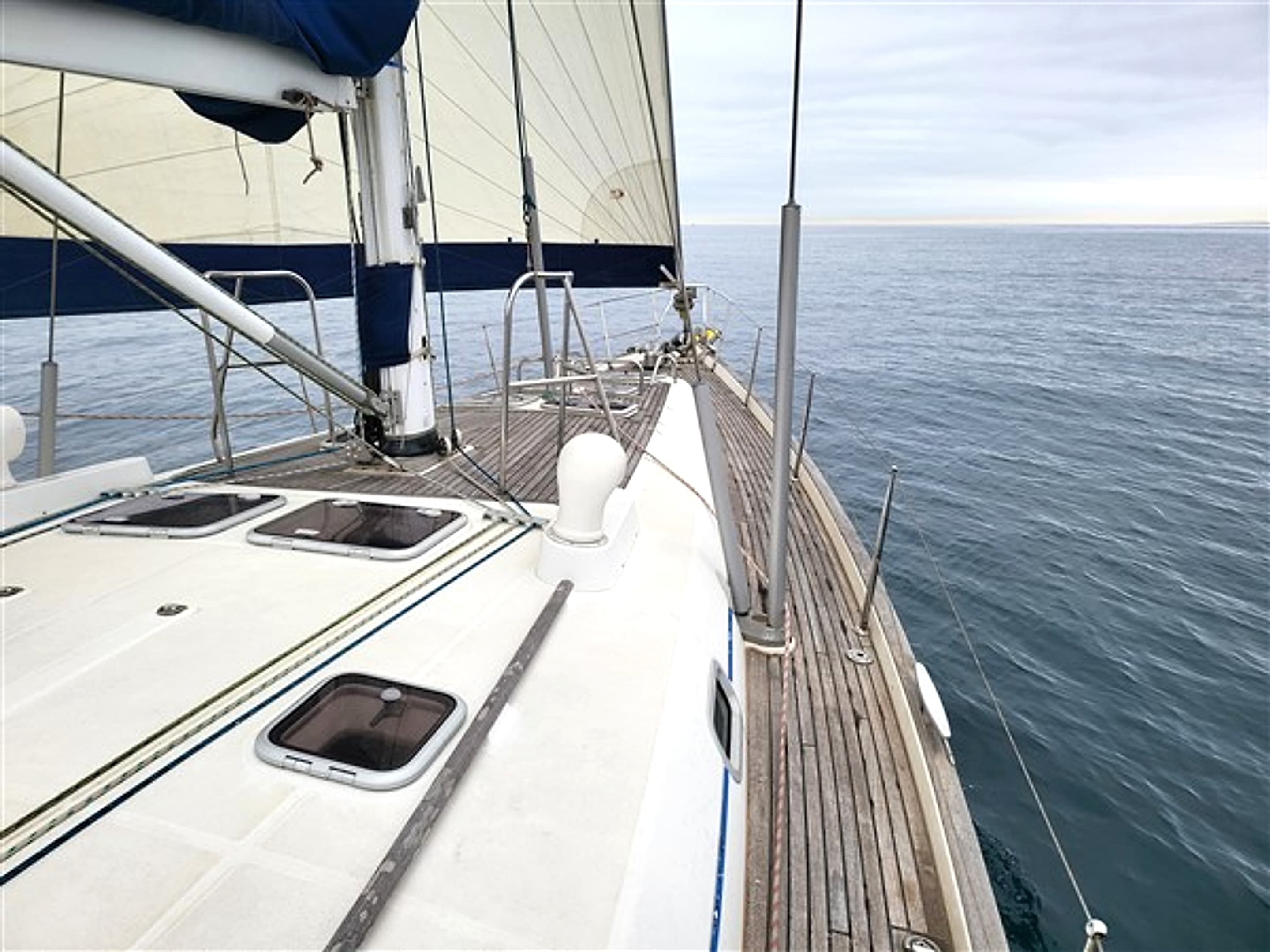 2001 Beneteau 50 for Sale in Marseille, Bouches-du-Rhône Sloop 3
