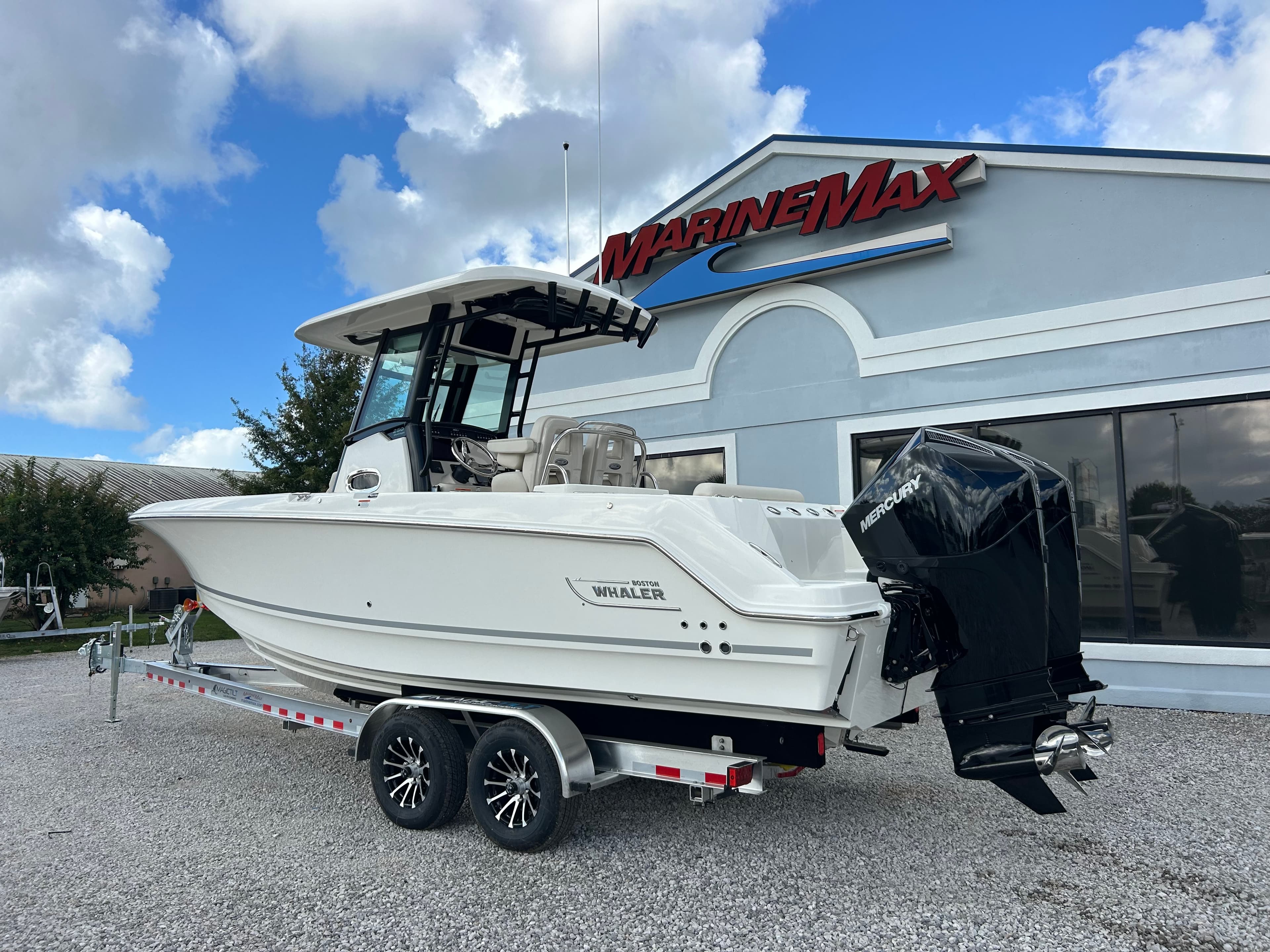 2027 Boston Whaler 250 Outrage in vendita a Gulf Shores, AL Center Console 4