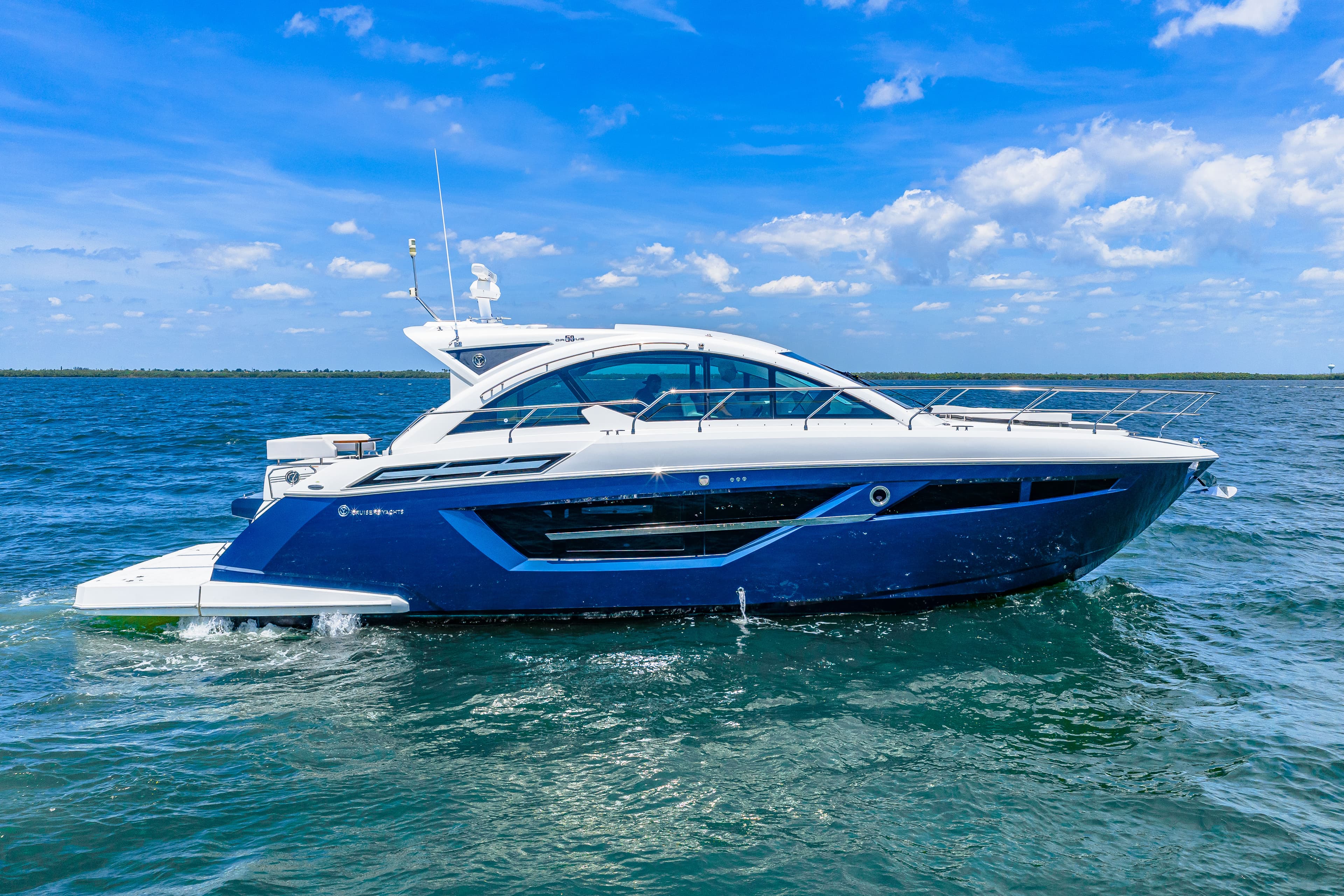 2020 Cruisers Yachts 50 Cantius zum Verkauf in Venice, Florida Motor Yacht 4