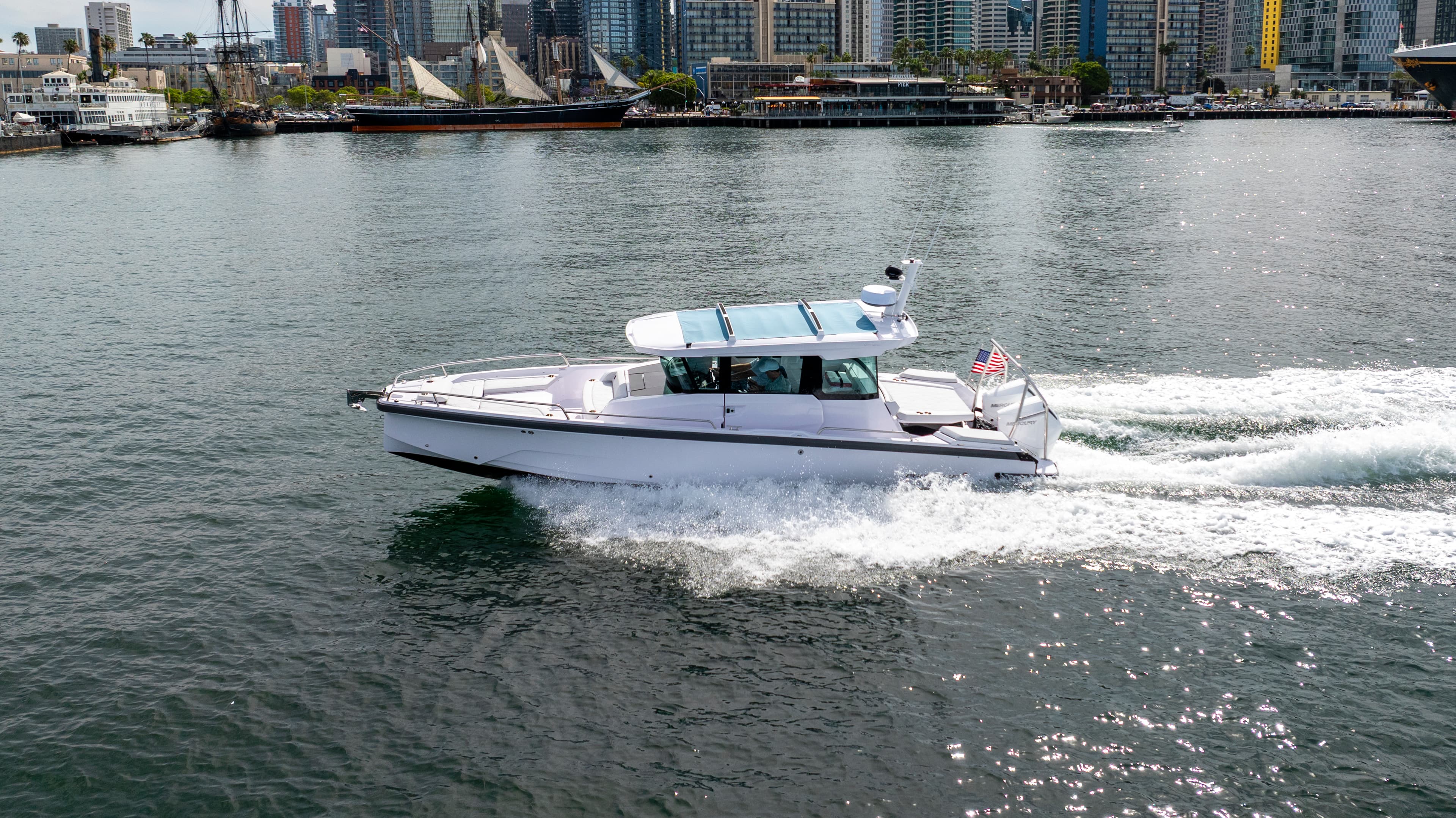 2026 Axopar 29 XC Cross Cabin for Sale in Sausalito, California Walk-around Boats