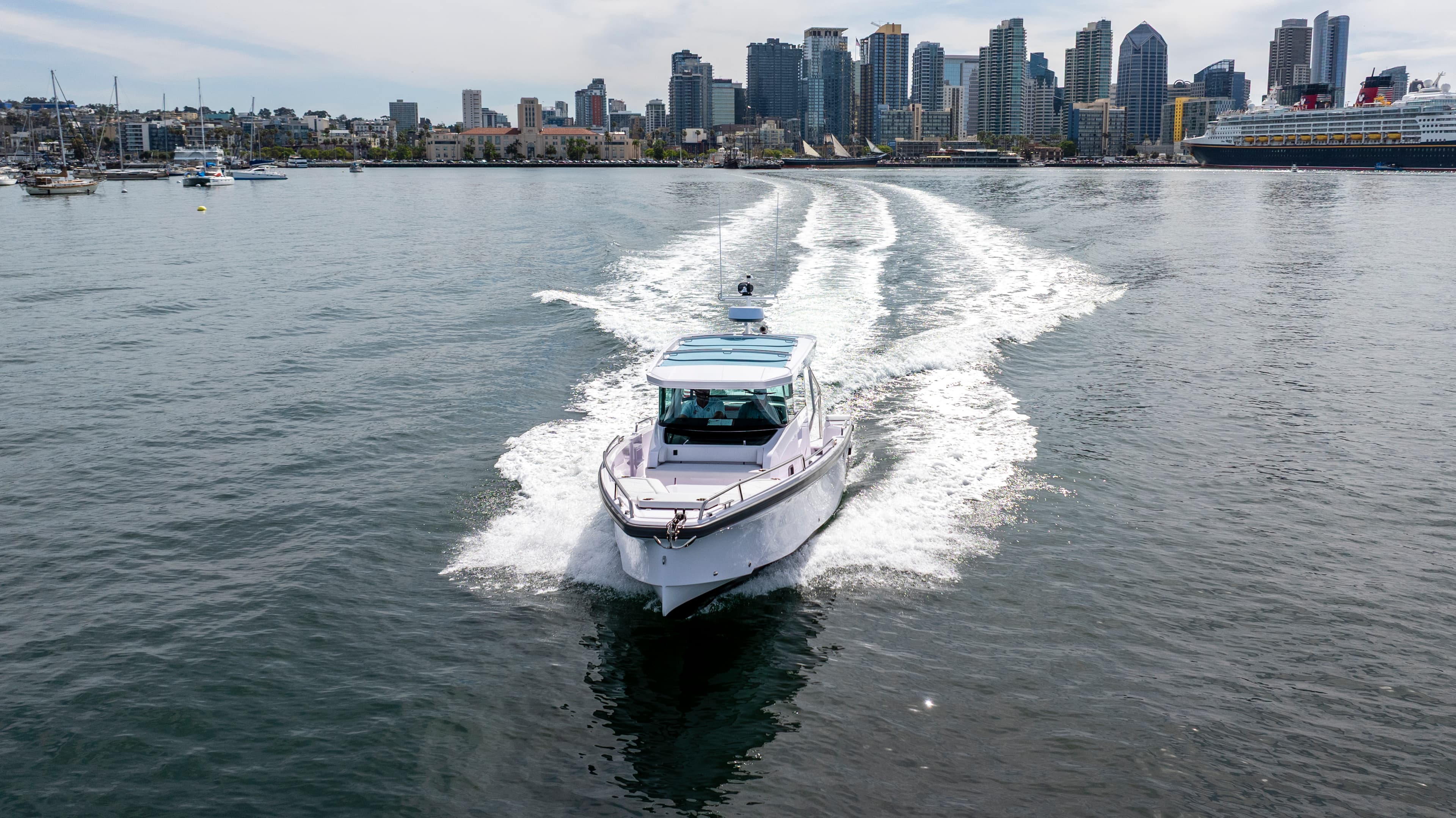 2026 Axopar 29 XC Cross Cabin for Sale in Sausalito, California Walk-around Boats 5