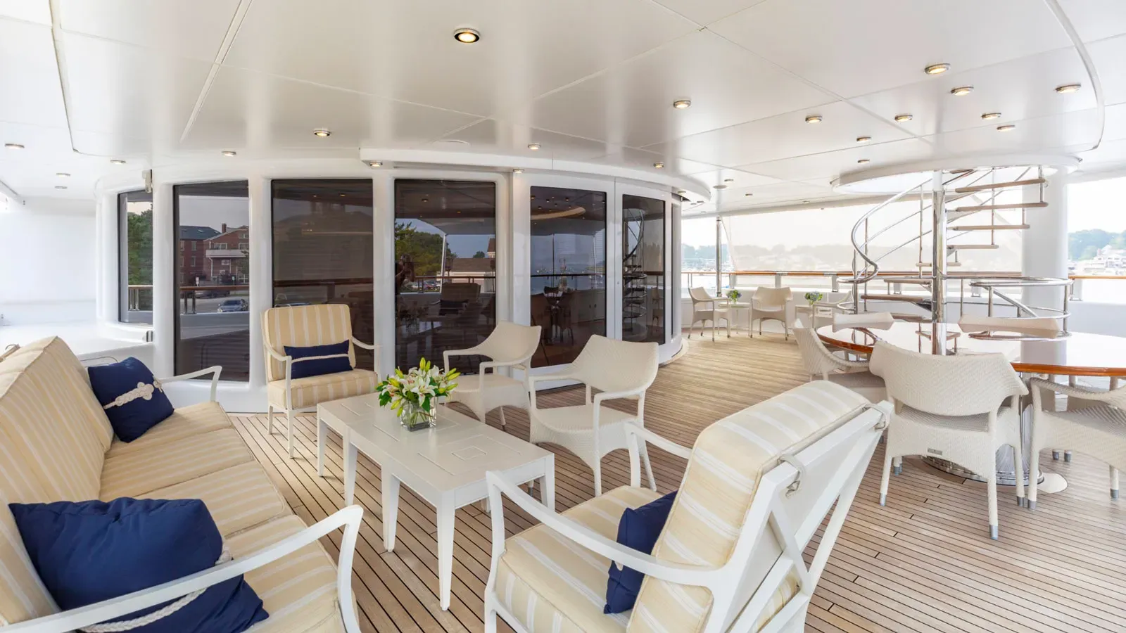 $1 Million Price Reduction on 60m Lürssen Bella Vita
