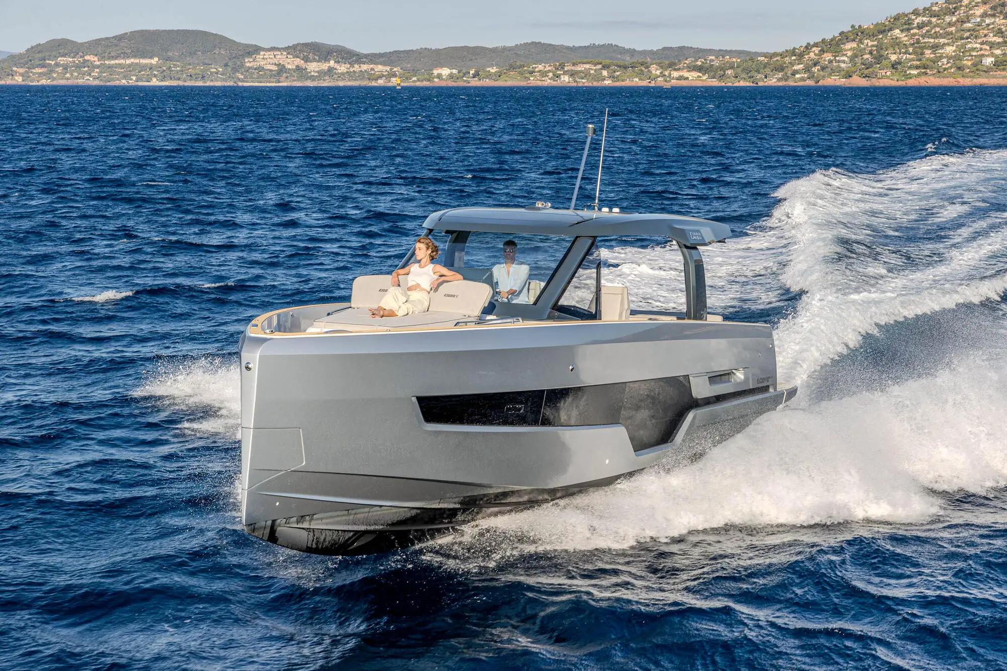 The bow sunbed with its reclining backrest