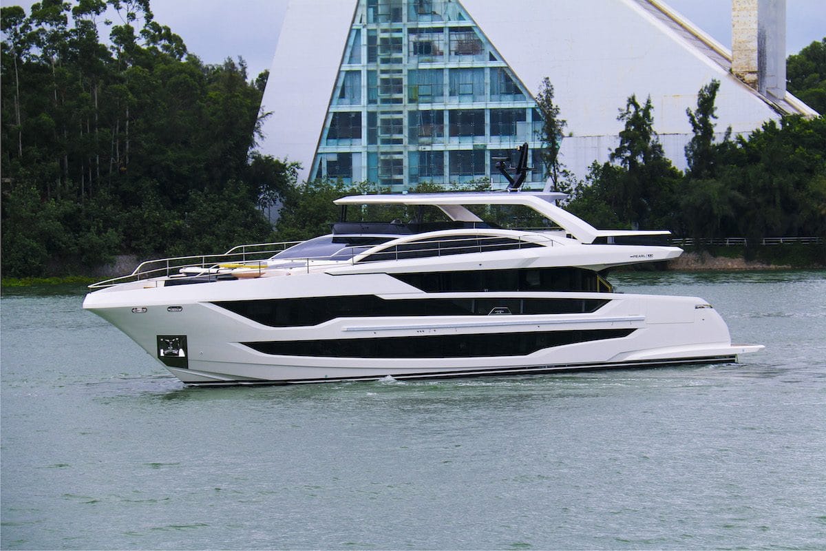 The first Pearl 100 Hybrid on the water during sea trials