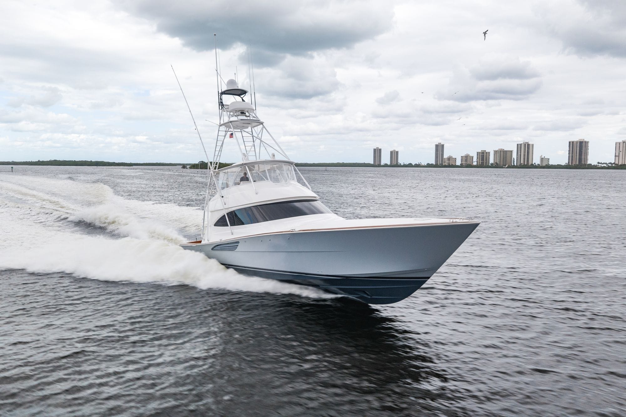 The second-generation Viking 70 Convertible running at speed, seen from the air
