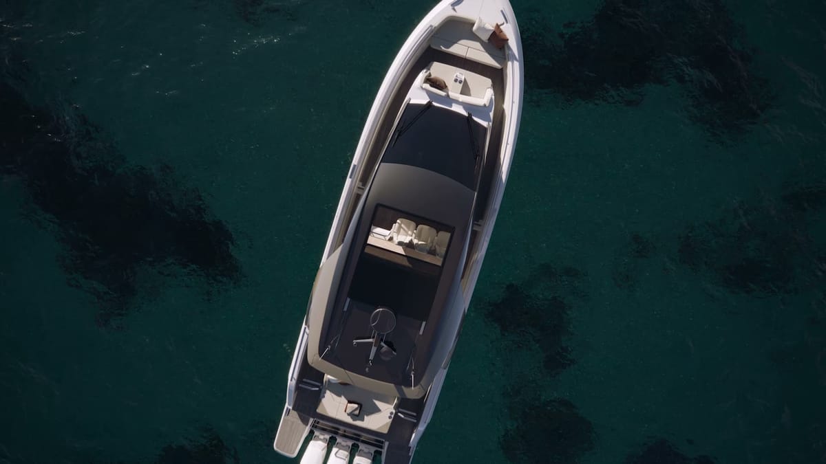 Princess Goes Center Console: 1,800 hp and 54 Knots