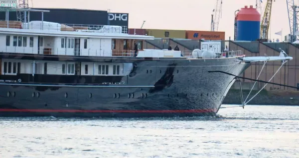 Jeff Bezos Yacht - The Superyacht Koru