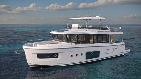 Top 5 Liveaboard Trawlers for Solo and Couple Cruising in 2025