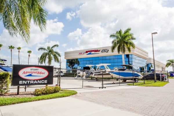 MarineMax, Inc. Reports Stellar Fiscal 2023 Third Quarter Performance