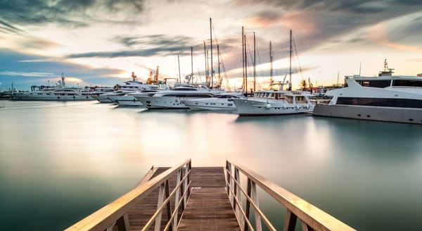 Ultimate Guide to Buying a Yacht: Types, Tips & Process for 2023